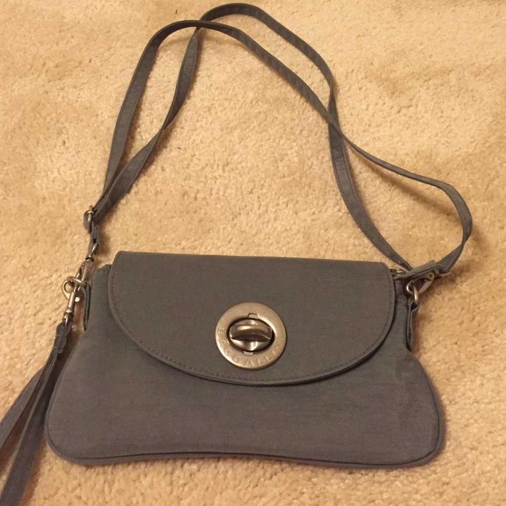 Baggallini gray cross body, clutch, wristlet